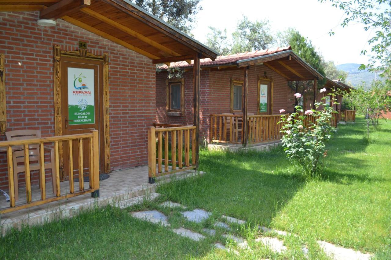 Kervan Tatil Koeyue Edremit  Extérieur photo